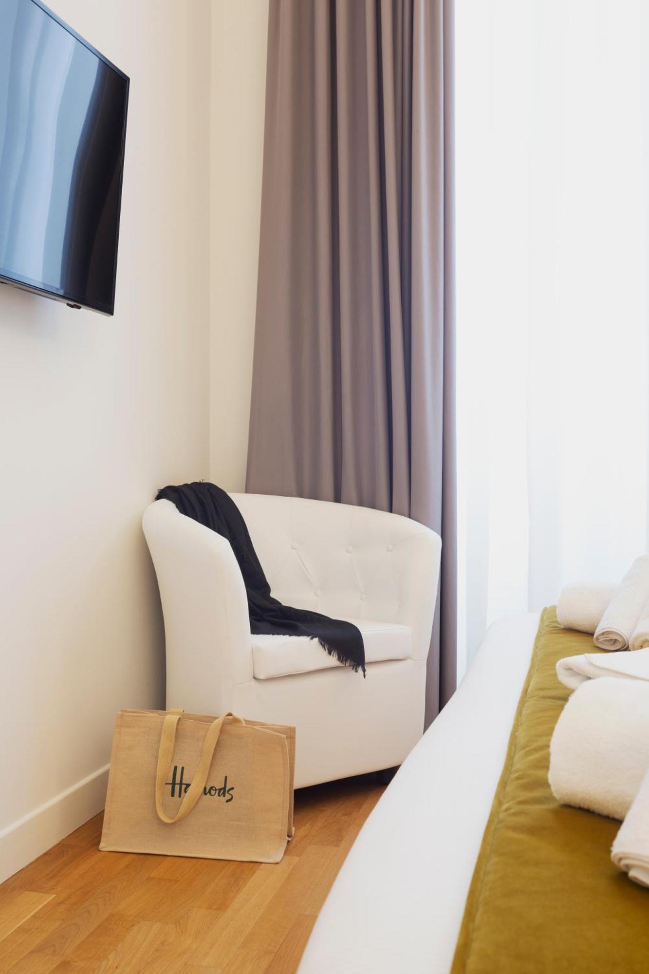 History Suite Essence โรม ภายนอก รูปภาพ